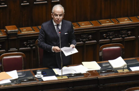 وزير الداخلية الإيطالي: ليبيـا وتونس تدعمان جهود إيطاليا لمكافحة الهجرة غير الشرعية